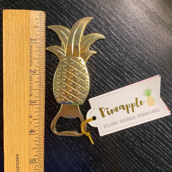 NWT Pineapple Bottle Opener (3 Available) - Picture 8 of 10